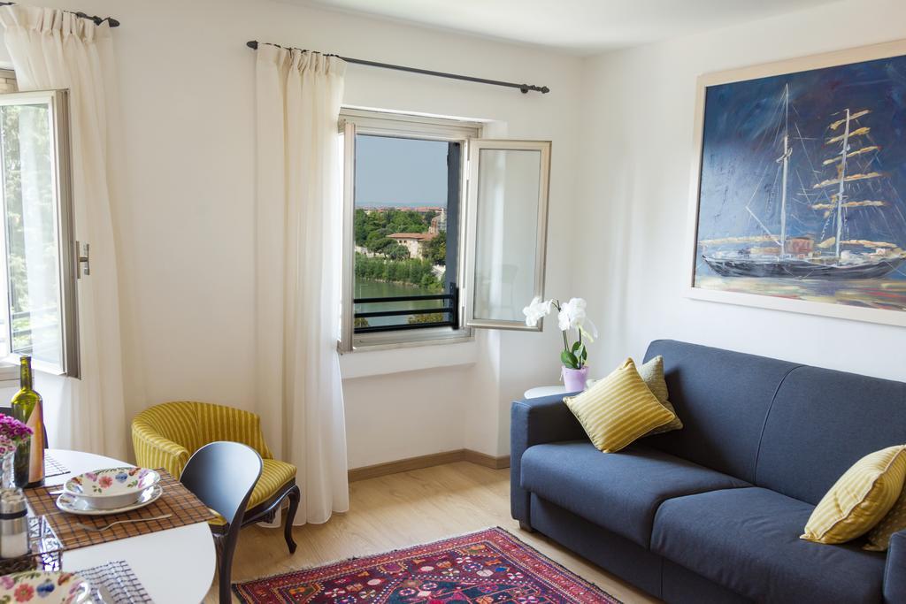 Casa Corvina Apartment Verona Exterior photo